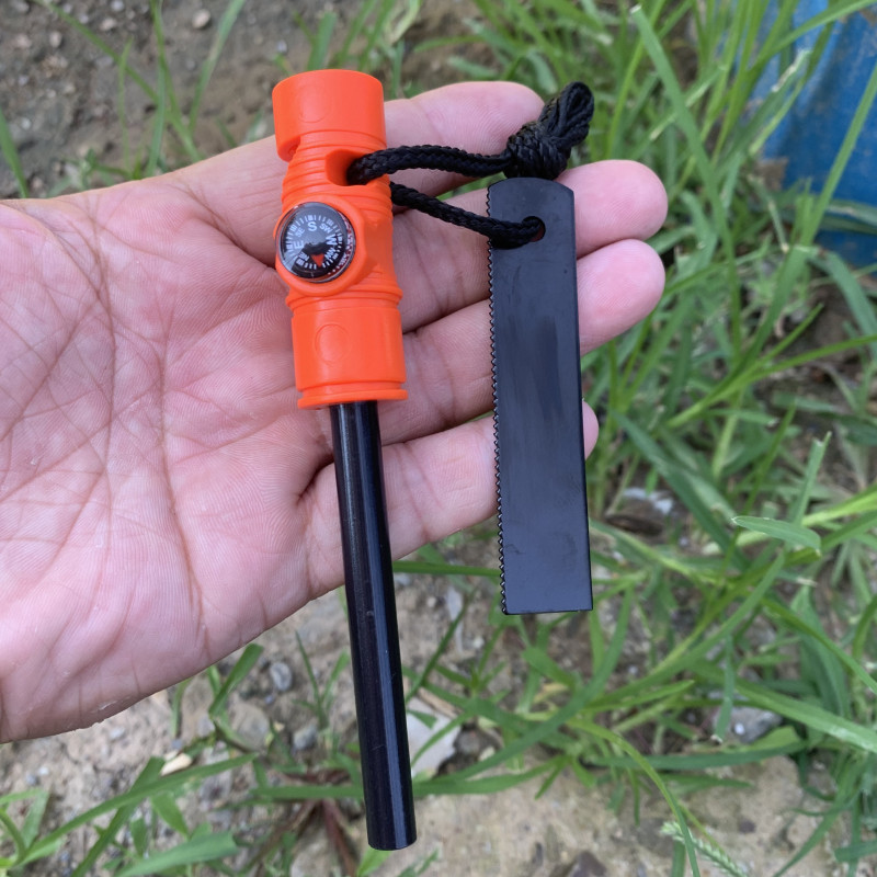أداة تكتيكية متعددة الوظائف لل - مراجعة Magnesium Fire Starter وسعره