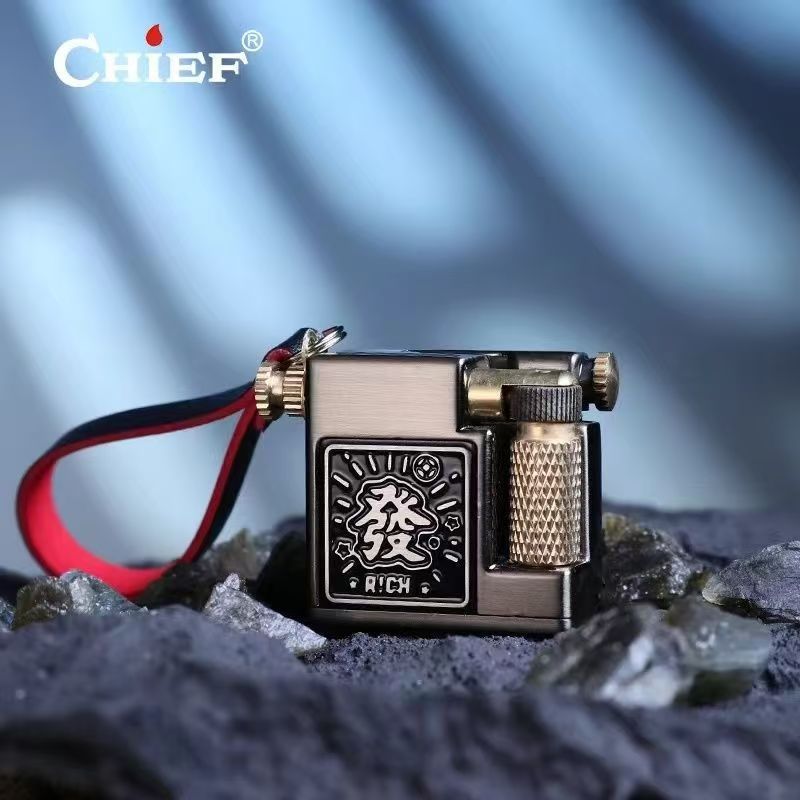 ولاعة CHIEF 715 مربعة صغيرة بذ - مراجعة Fire Starting Kit وسعره