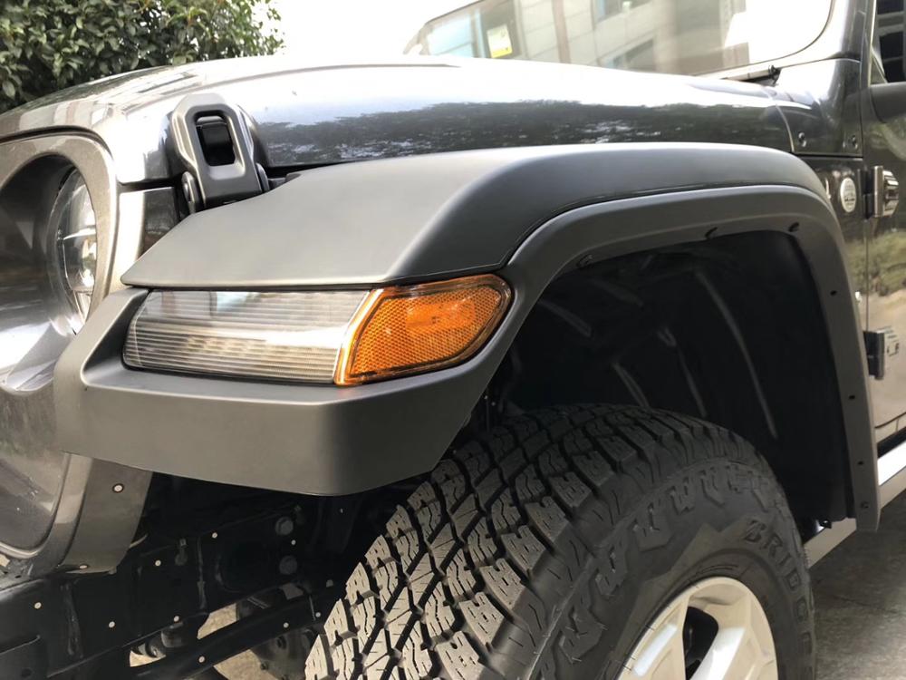 طقم رفارف أمامية مع أضواء إشار - مراجعة Signal Flare Kit وسعره