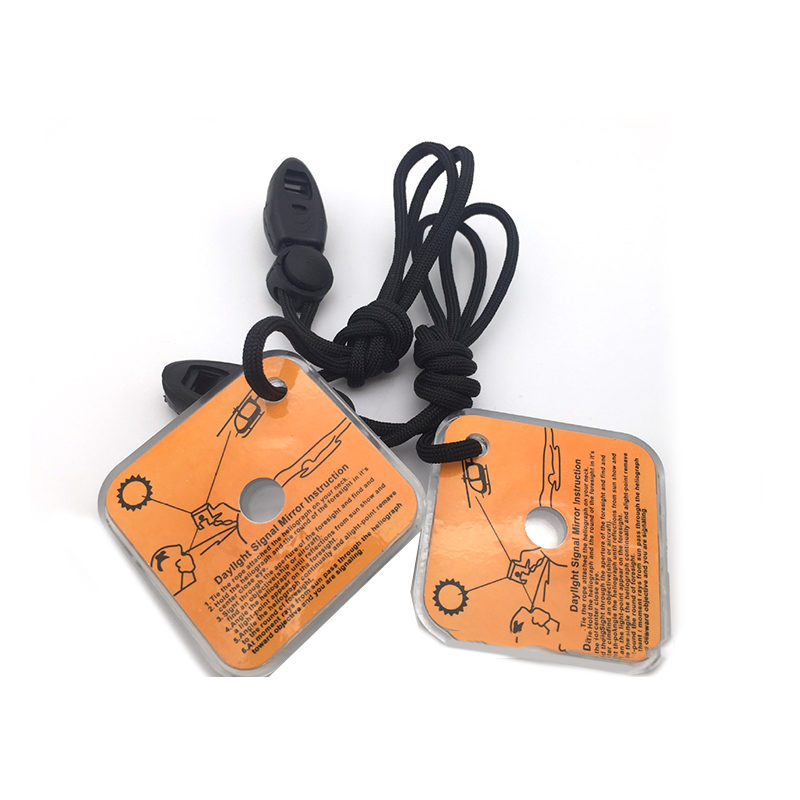 عملية في الهواء الطلق في حالات - مراجعة Fire Starting Kit وسعره